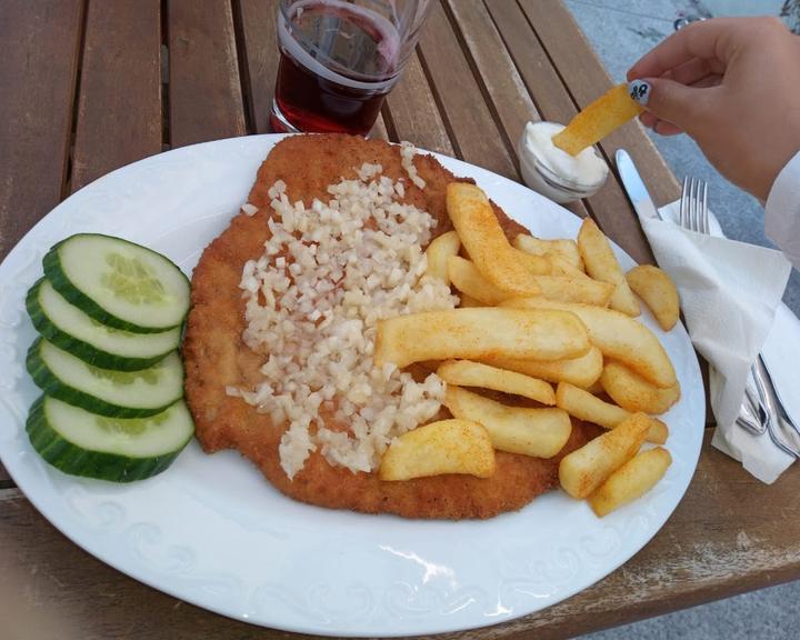 Schnitzelhaus zum Domblick